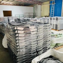 ស្លាប់ - បោះ - ពន្លឺភ្លើង